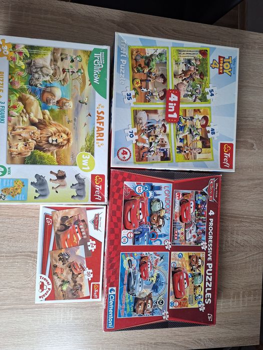 Puzzle Toy Story Auta Safari