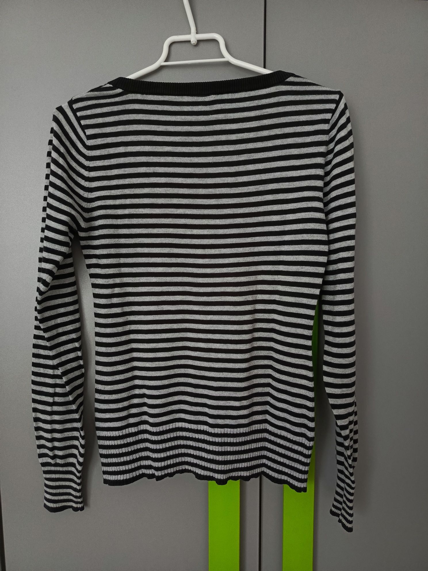 Sweter rozpinany roz S