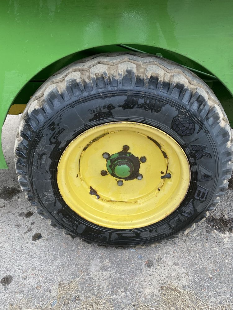 Продається тюковий прес-підбирач John Deere 339