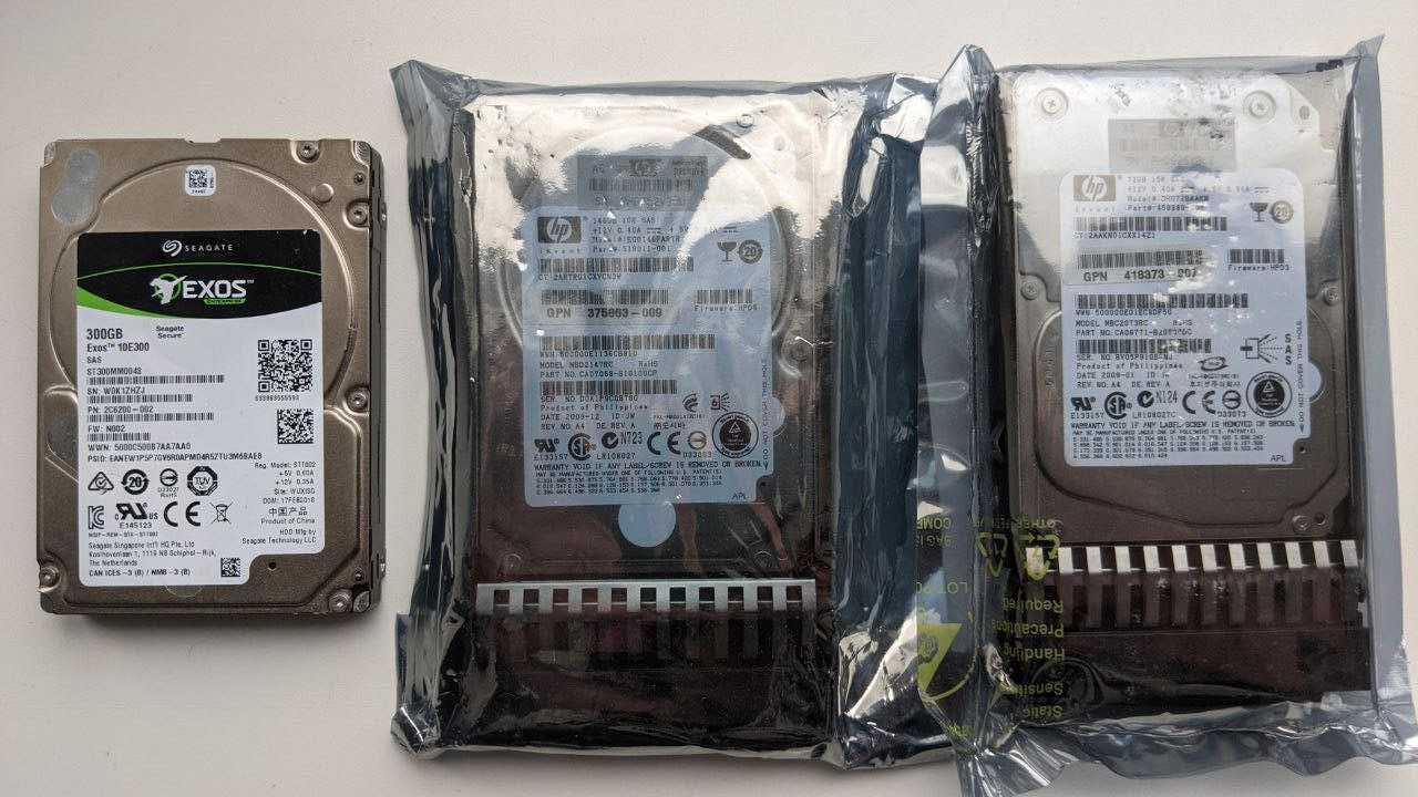 Жорсткі диски серверні 32.6/146/300  3.5/2.5 SAS HDD