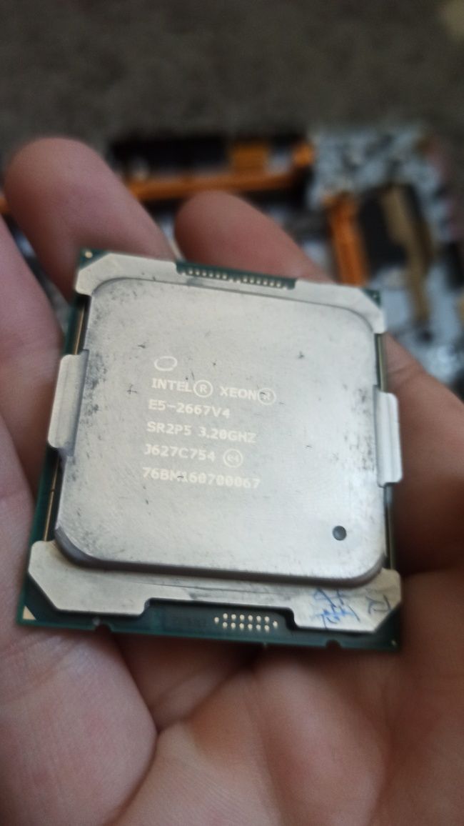 Комплект QIYIDA X99 LGA 2011-3 Xeon E5 2667 v4 16gb DDR 4