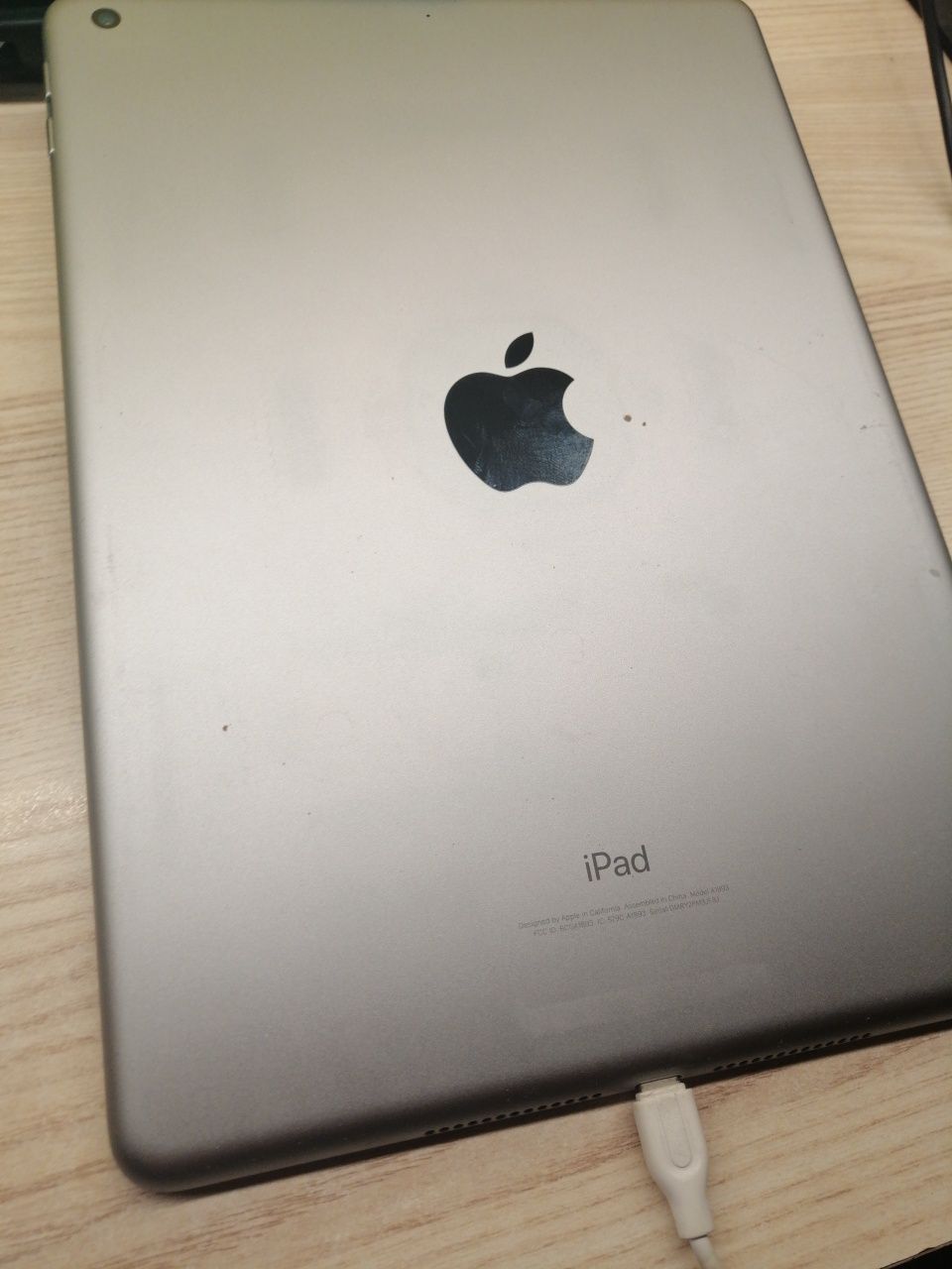 Mam na sprzedanie Ipad 6 generacji