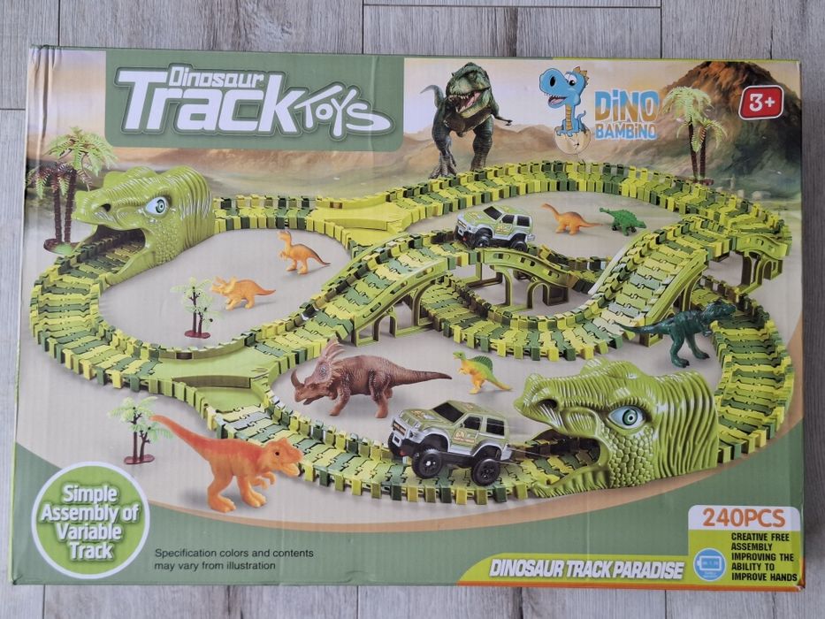 Zestaw Tor samochodowy z dinozaurami i 14 extra dinozaurów