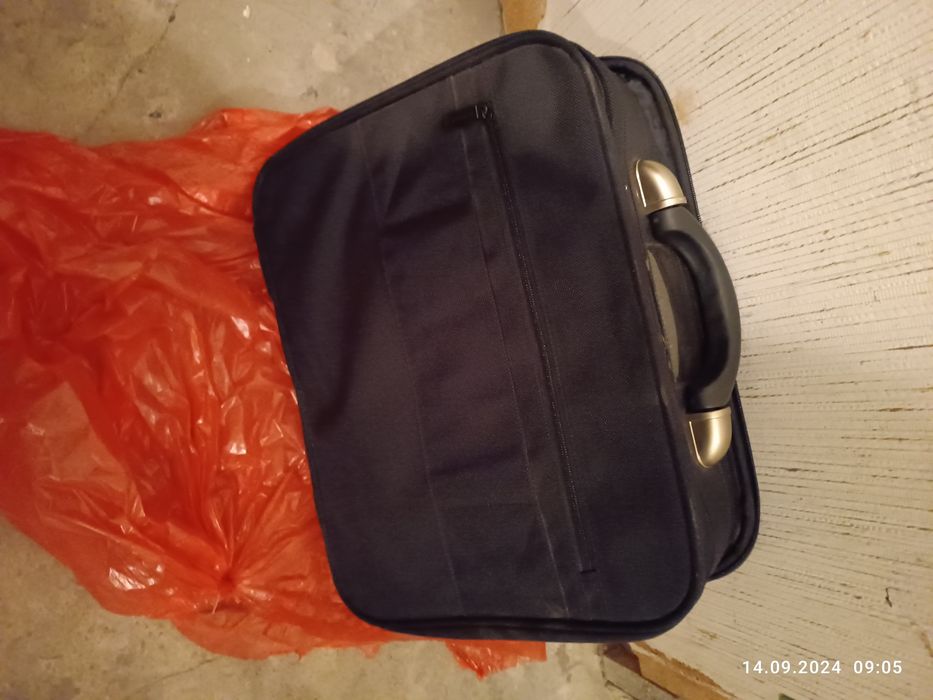 Sprzedam dwie torby na laptopa