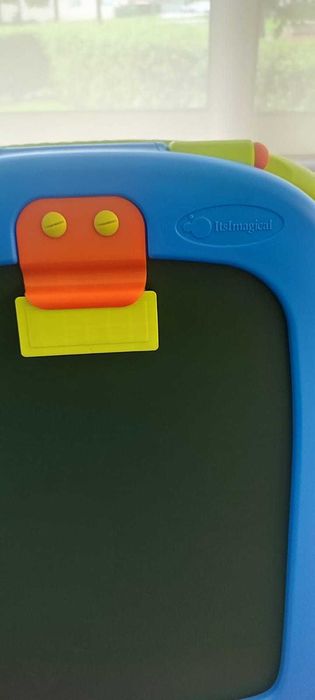 Quadro magnético como NOVO - Giz e Marcadores