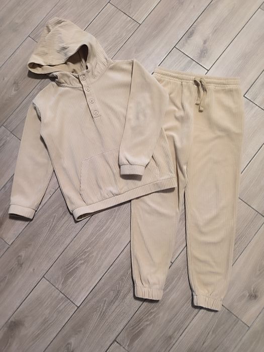 H&M спортивний костюм 8-9 років