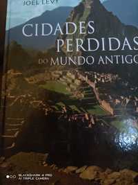 Livros antigos de historia entre outros