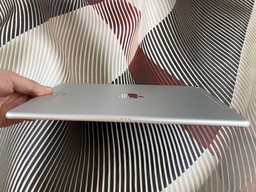 Планшет Apple iPad Pro 10.5, 64GB, LTE, Silver