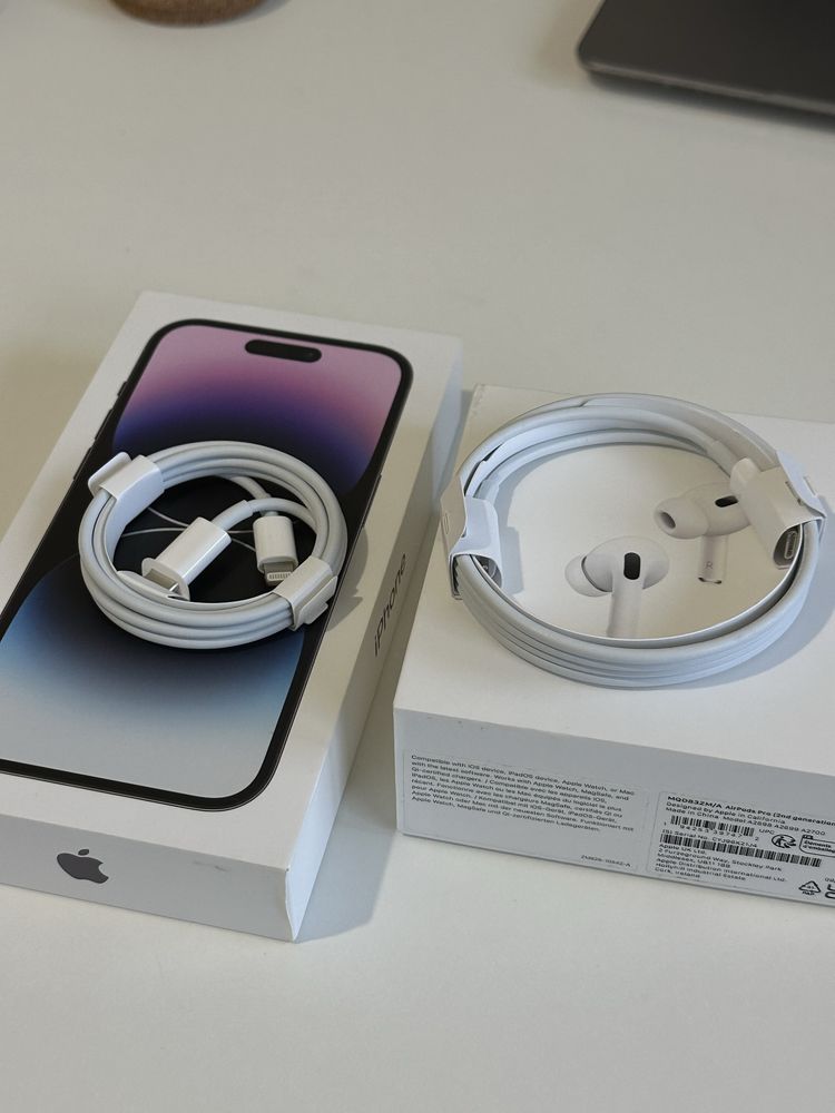 Кабель Apple Lightning