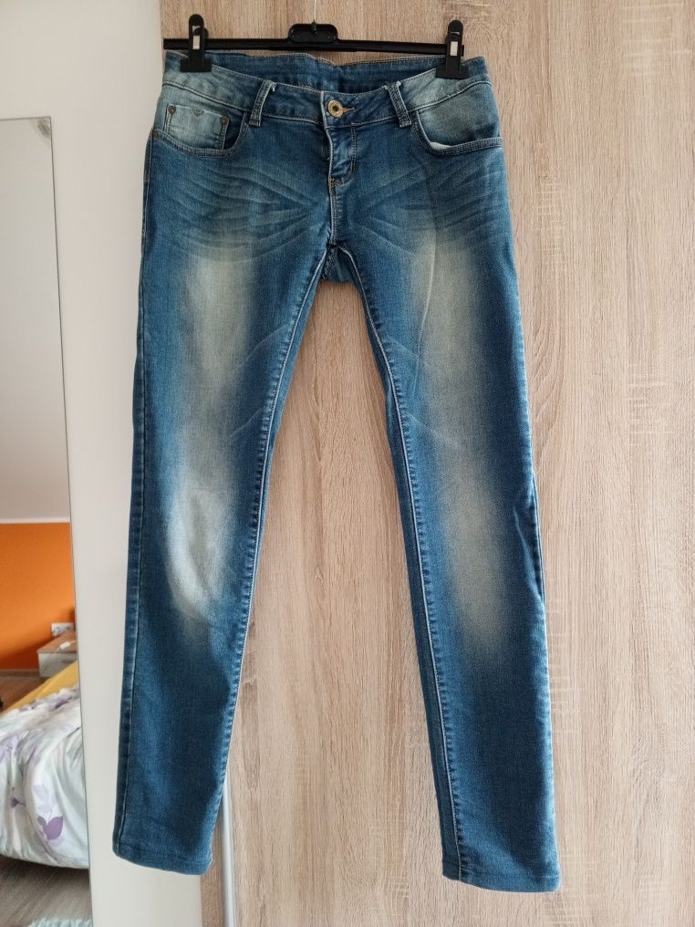 Spodnie damskie jeansowe M