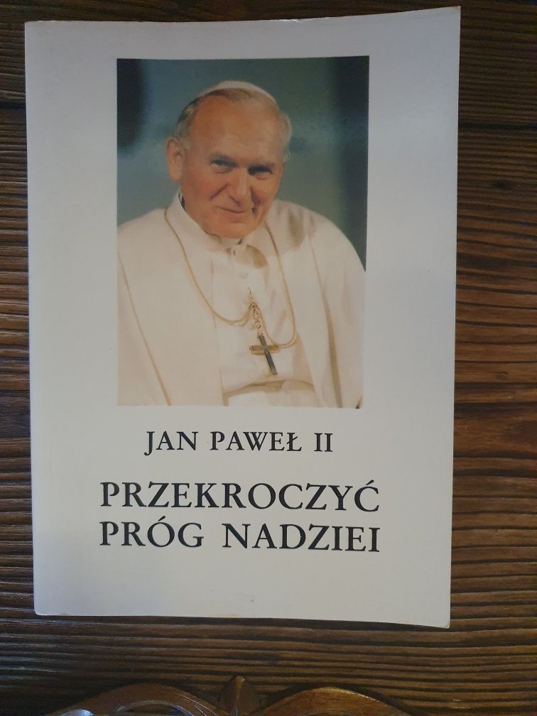 Przekroczyć próg nadziei