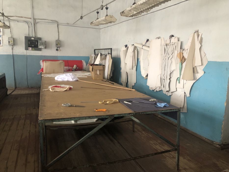 Продам швейний цех з обладнанням та прилеглою територією