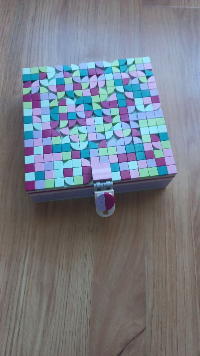 Guarda joias dots lego