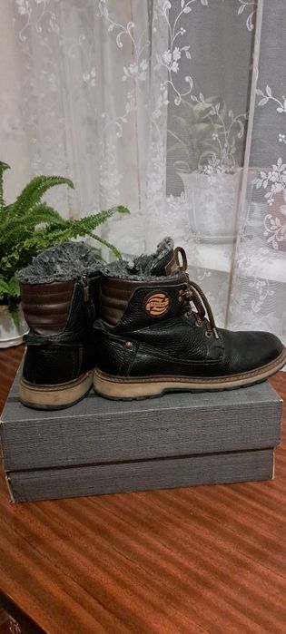 Ботинки зимові шкіряні