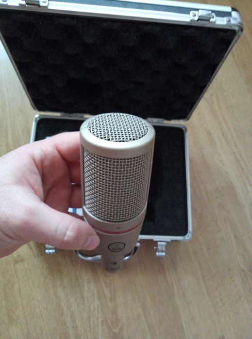 Студійний мікрофон AKG C 2000 B