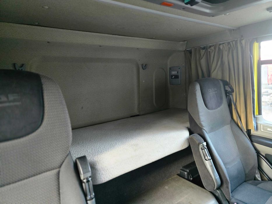 DAF FT CF85.410 | тягач | кран-маніпулятора