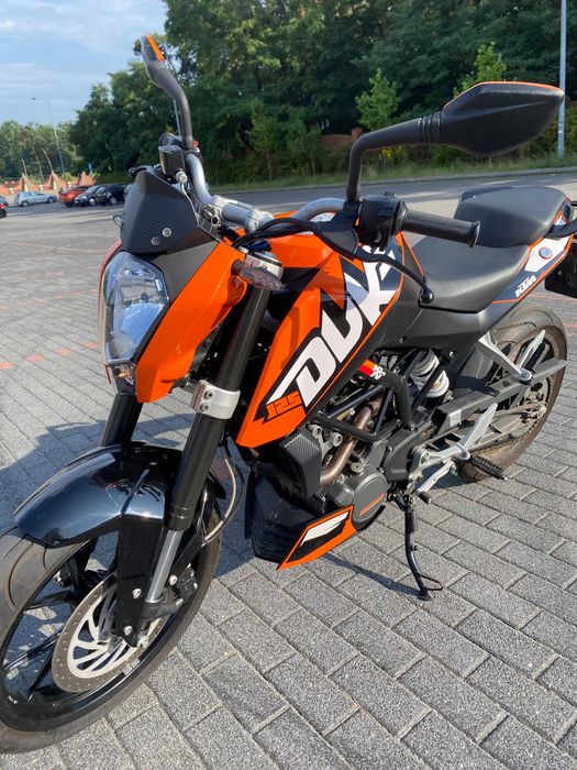 KTM Duke 125 – Idealny na miasto i na pierwszy motocykl!
