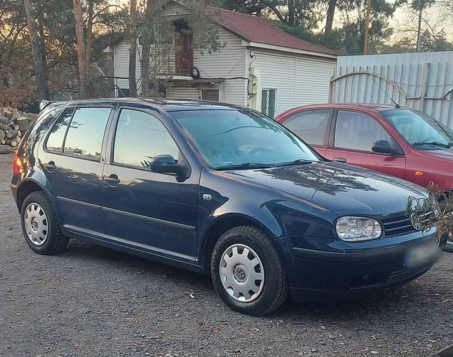 Volkswagen Golf 4,1.9tdi 2004p.clima