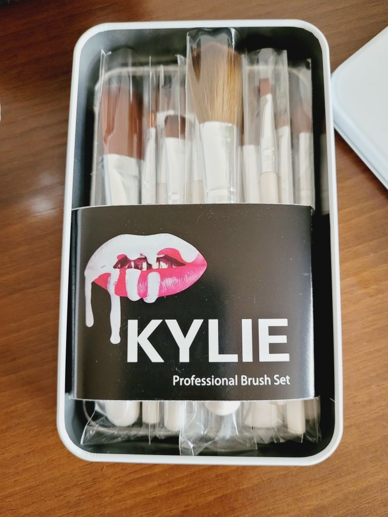 Pędzle do makijażu Kylie
