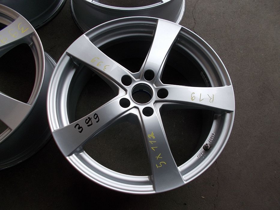 Felgi aluminiowe  Audi 5x112 8Jx19H2 ET35 Nr.399