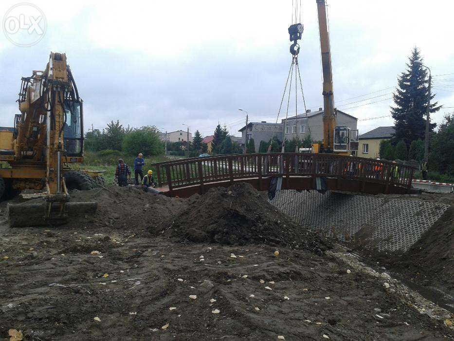 Usługi ziemne koparką ziemno-budowlane koparką obrotową