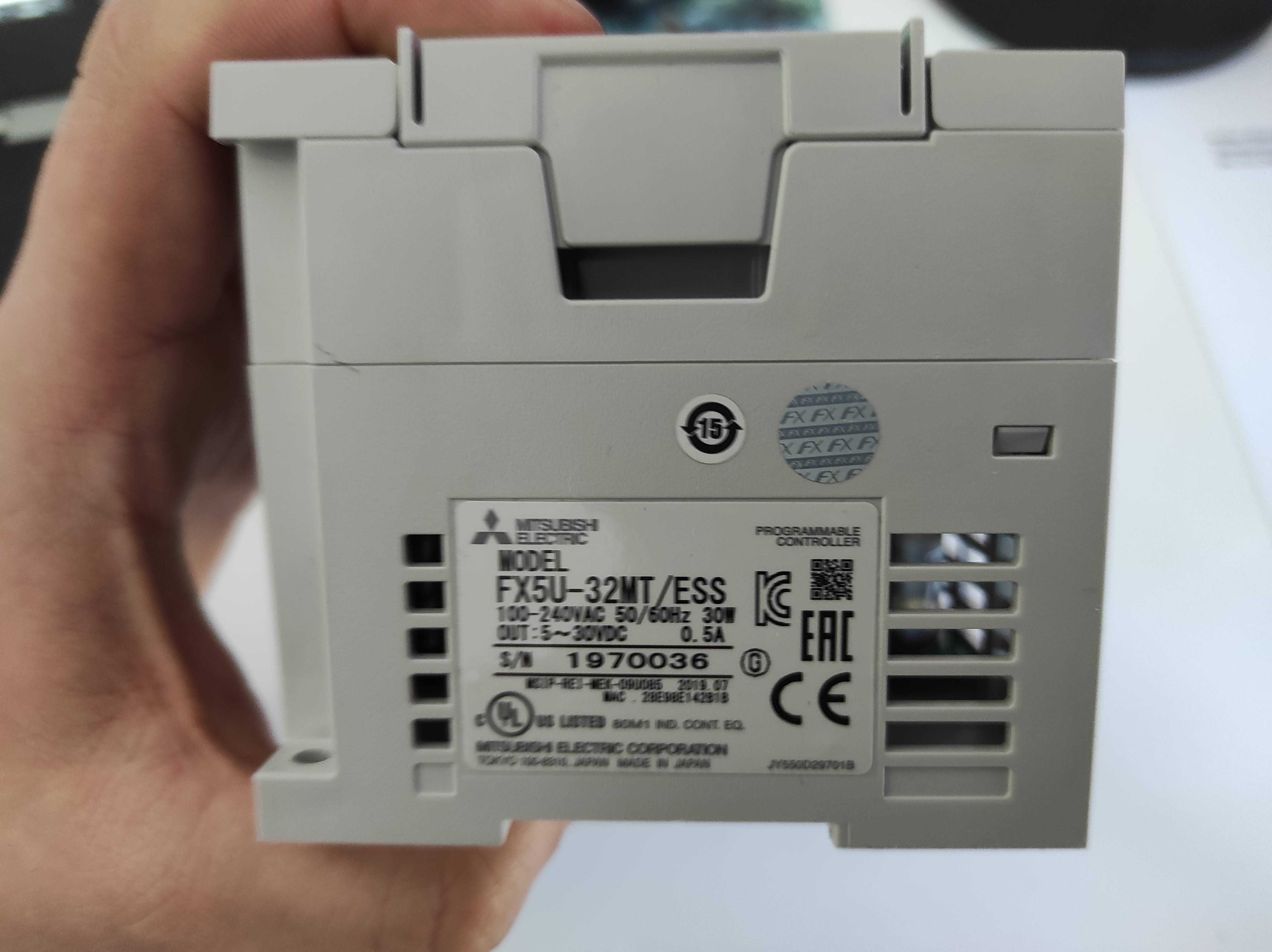 Mitsubishi FX5U-32MT/ESS PLC