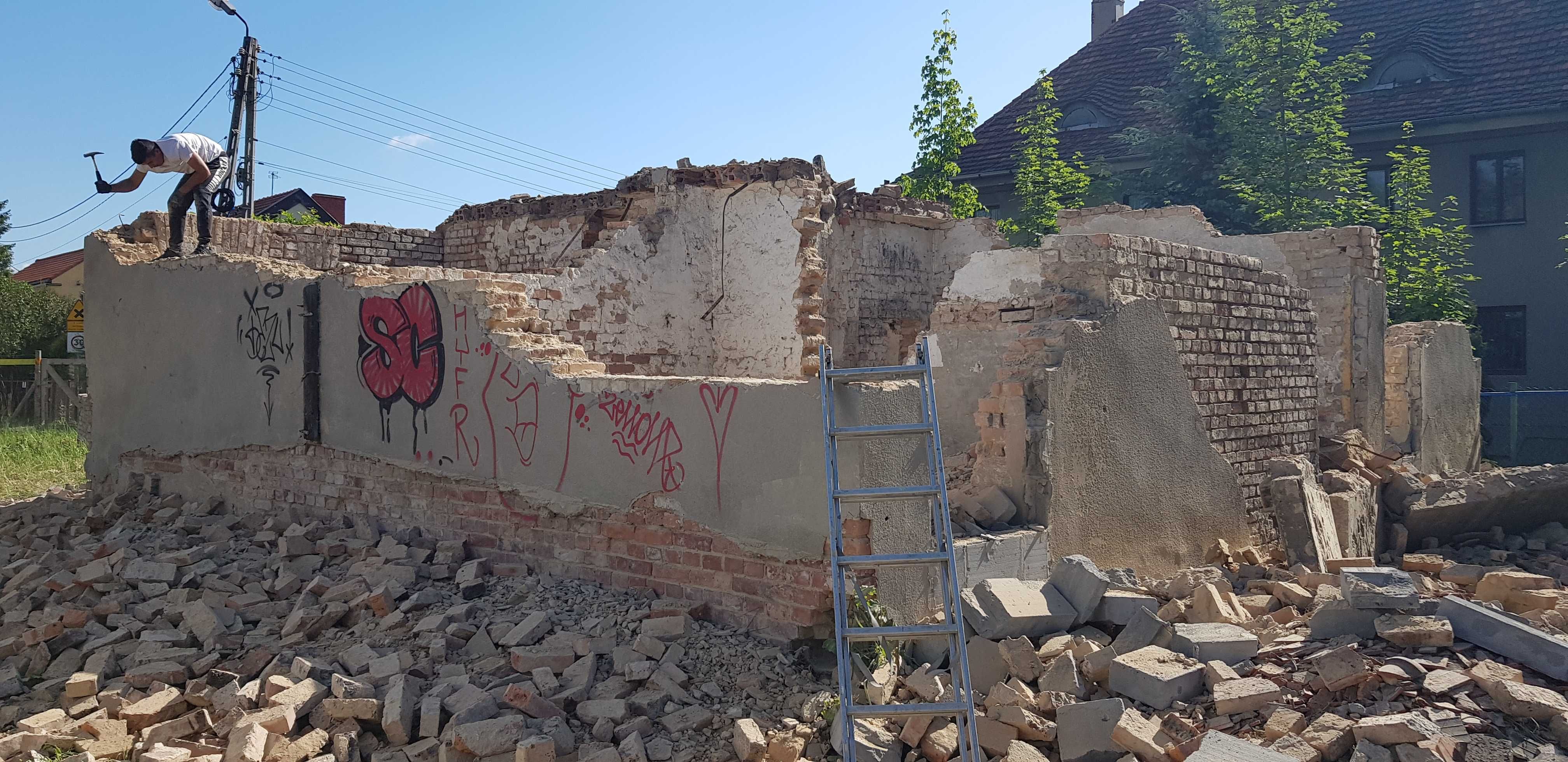 Rozbiórki ręczne i maszynowe