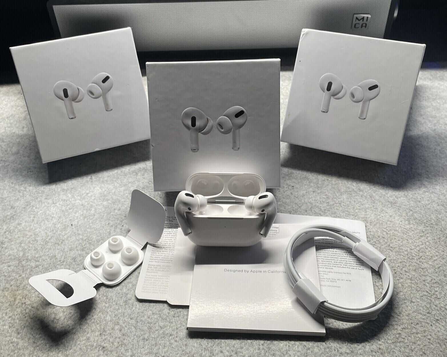 AirPods Pro Apple