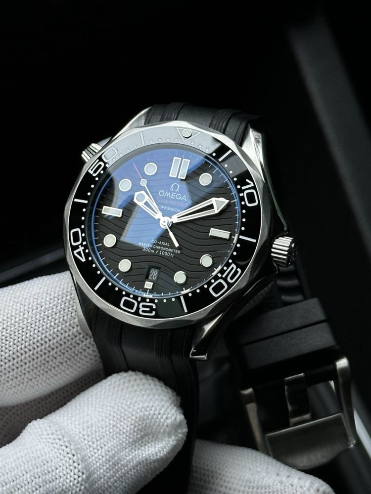 Швейцарские часы Omega Seamaster Diver 300m Black Dial