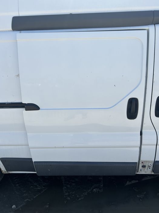 Drzwi boczne przesuwne Traffic Vivaro