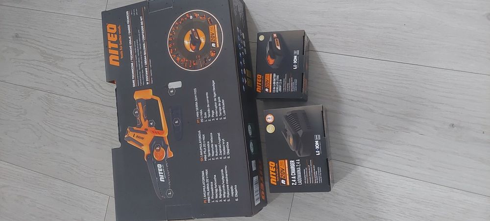 Pilarka mini akumulatorowa Niteo!