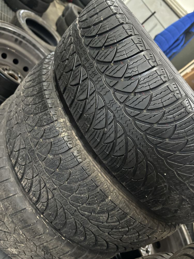Para opon zimowych 185/60 R15 Fulda