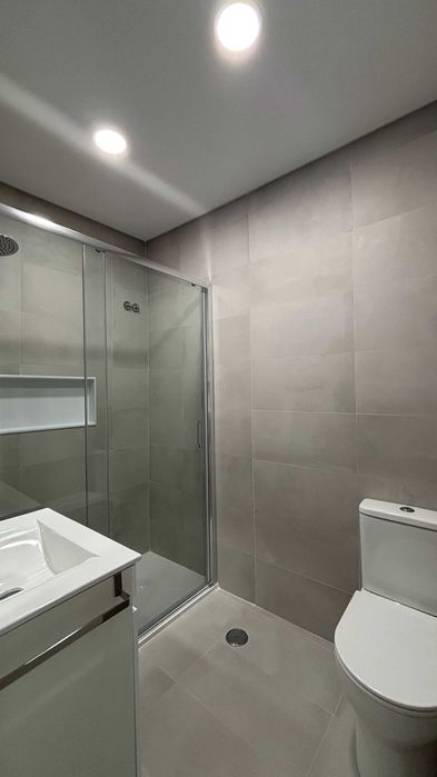 T2 Totalmente Remodelado no Laranjeiro.