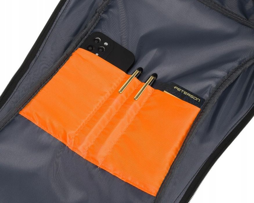 duży, pojemny plecak z portem usb i miejscem na laptopa - peterson