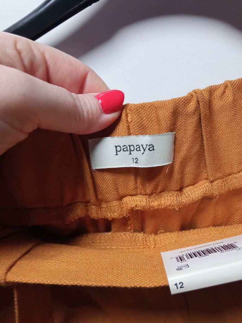 Nowe spodnie damskie Papaya L