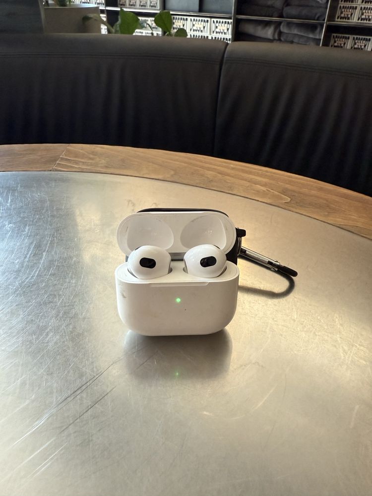 Наушники Airpods 3 оригинал