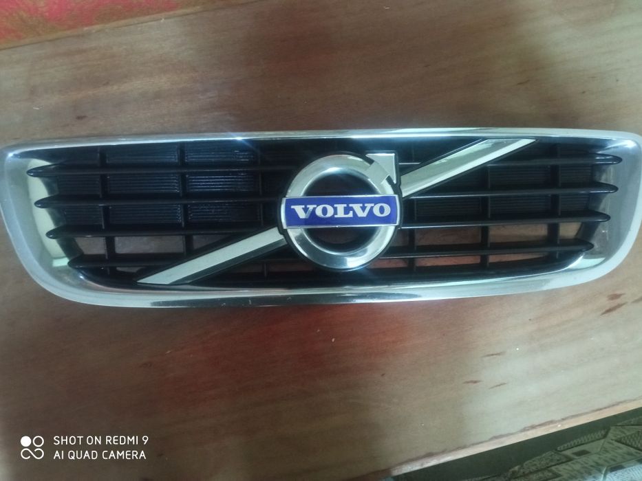Розборка volvo v50 Вольво в50 R design  Гриль,решітка Вольво в50 volvo