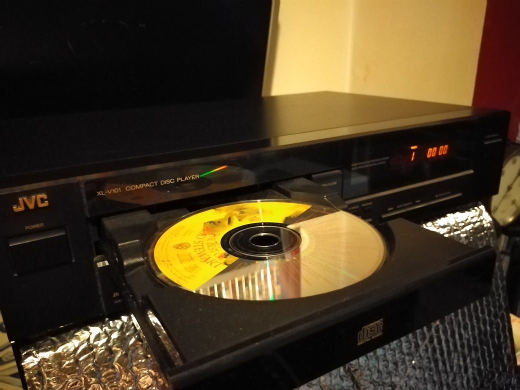 Leitor de Cds JVC, mod XLV 101