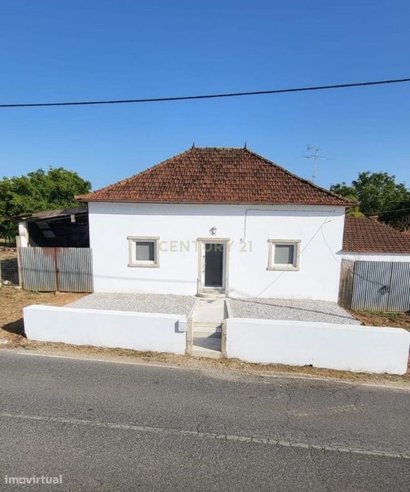 Moradia Renovada T3 em Turquel, Alcobaça - ARRENDAR