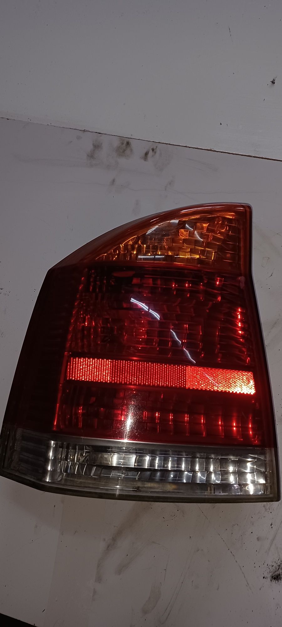 Lampy tył opel Vectra C