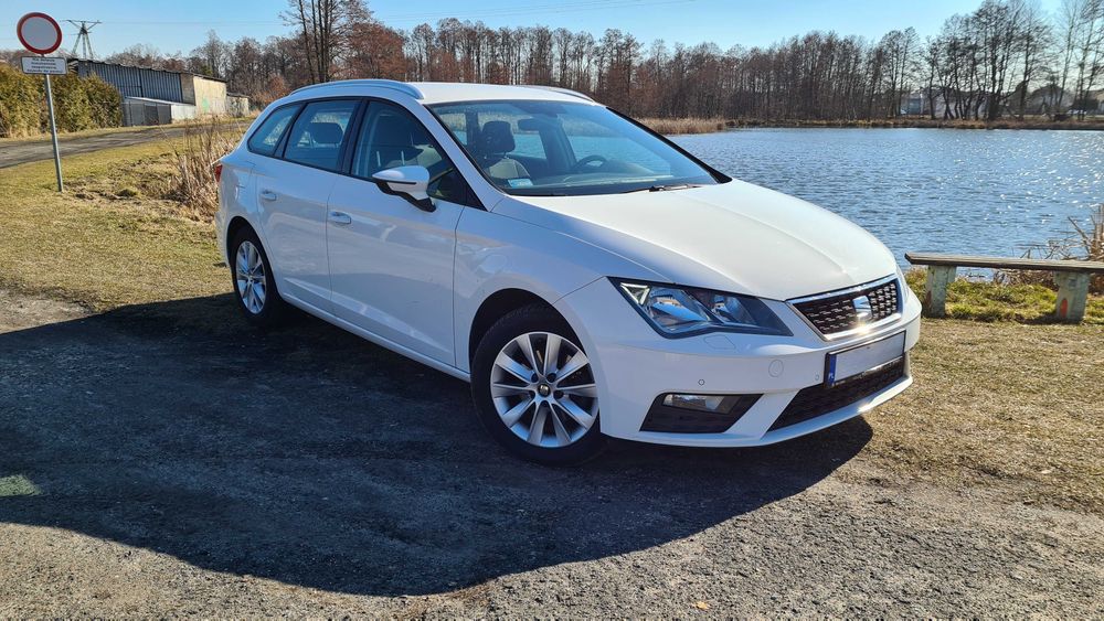 Wynajem Seat Leon kombi 2018 1,6 TDI 110KM