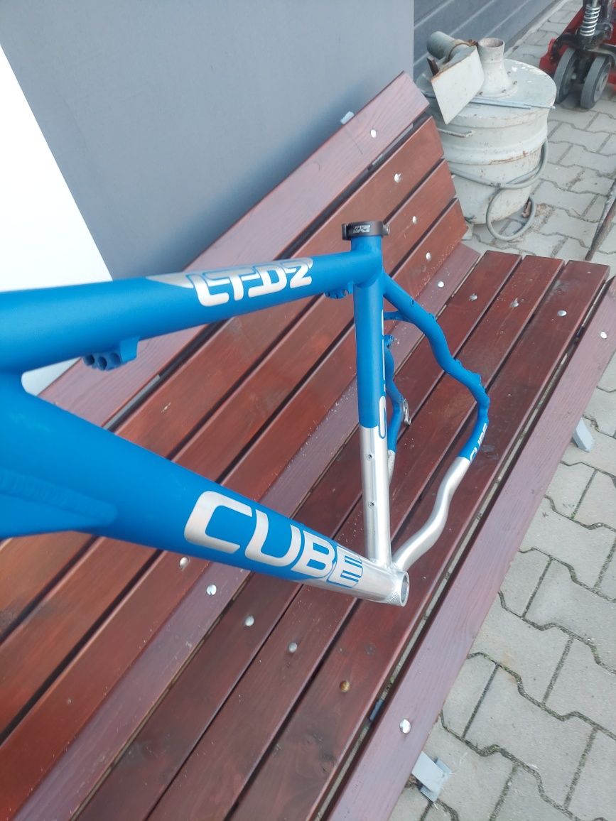 Rama 26 Cube LTD Z unikat chropowaty niebieski mtb