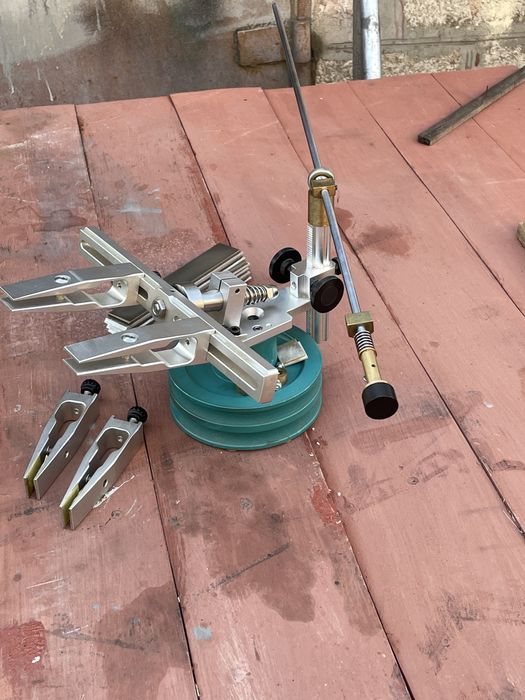 Точилка для ножей