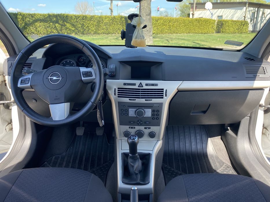 Opel Astra H 1.6 benzyna+gaz 2012r 115km stan bdb (147 000 km)kombi