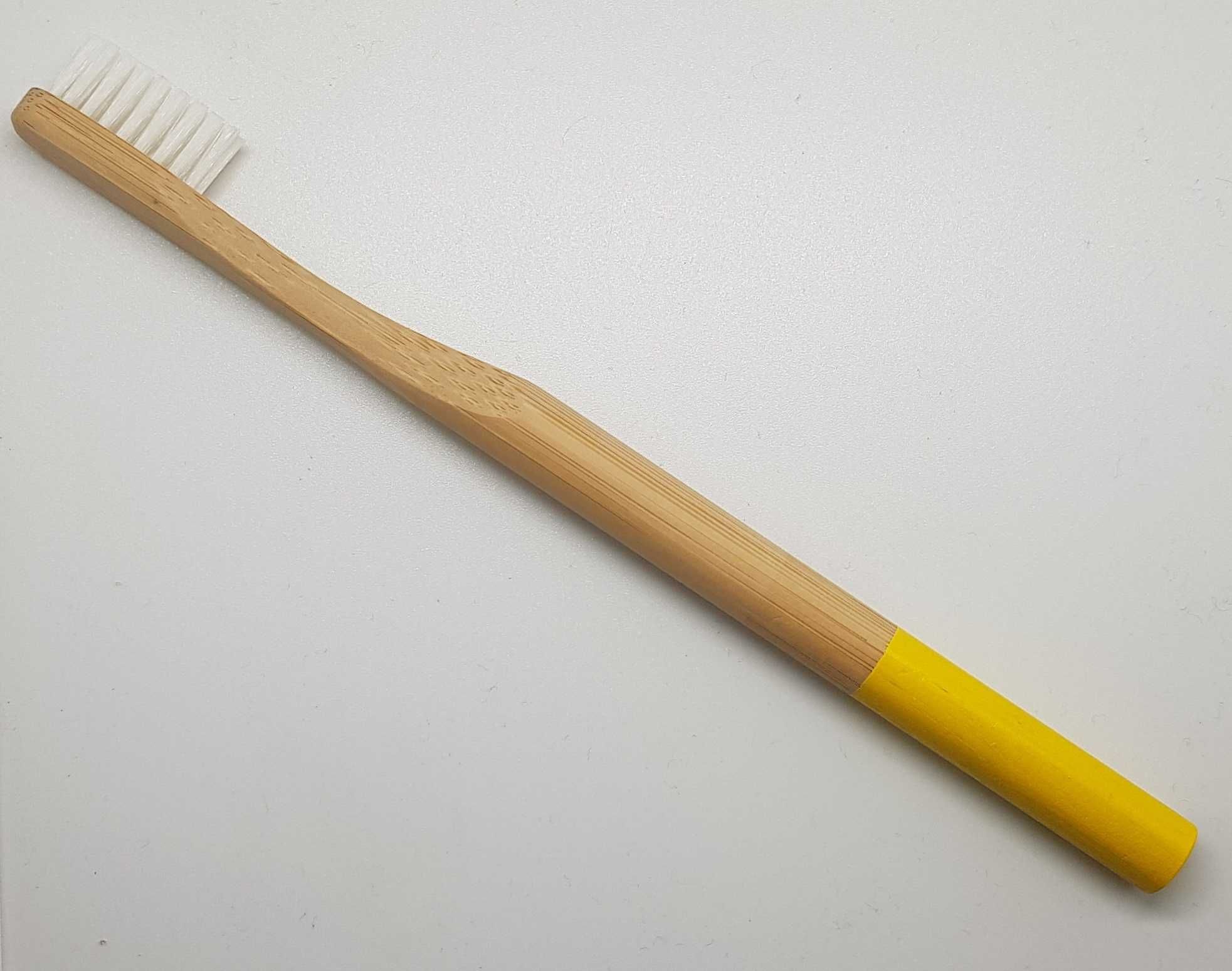 Bambusowe okrągłe miękkie szczoteczki do zębów EKO różne kolory
