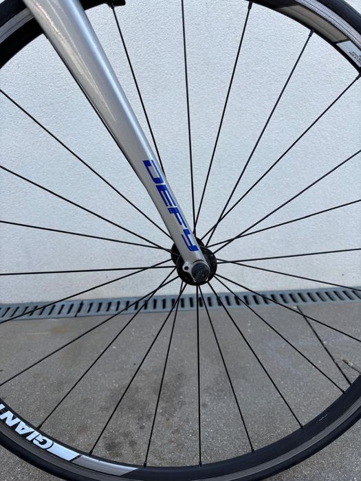 Bicicleta Giant Defy Aluxx SL2 FluidForm