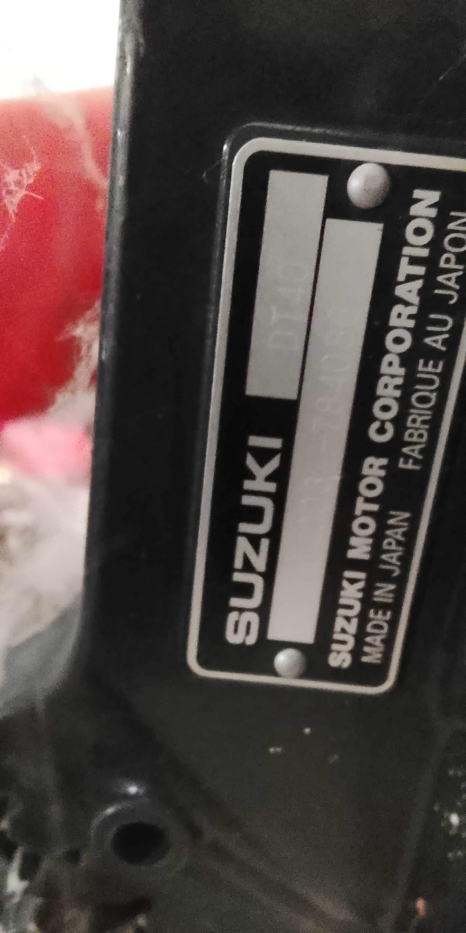 Smirigido com motor de 40cv Suzuki 4 tempos