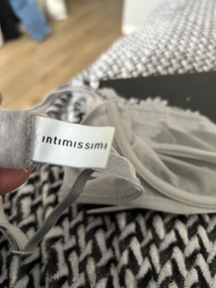 Biustonosz Intimissimi 80c