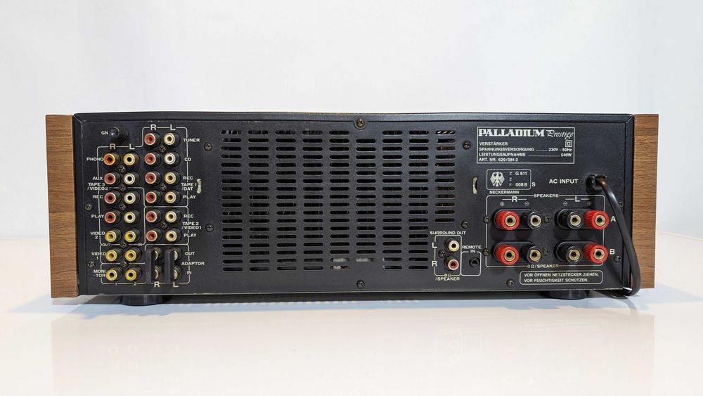 Лімітований підсилювач Palladium Prestige V7000,має 150 Вт\кан\4-16 Ом