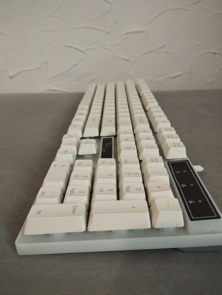 Klawiatura Gamingowa RGB Przewodowa